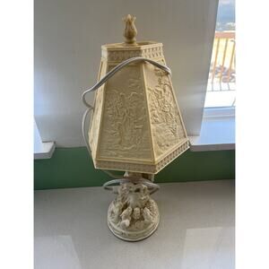 Vintage Angel Lamp 6 Panel Decorated Lithophane Shade With Finial Resin Angel